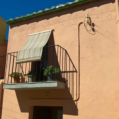 Maison Tout Confort A * Garriguella