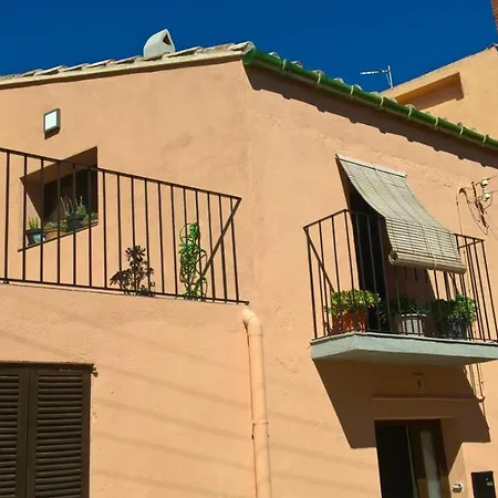 Maison Tout Confort A * Garriguella