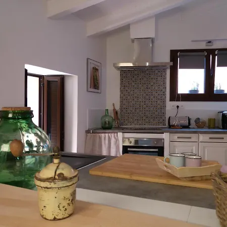 Maison Tout Confort A * Garriguella